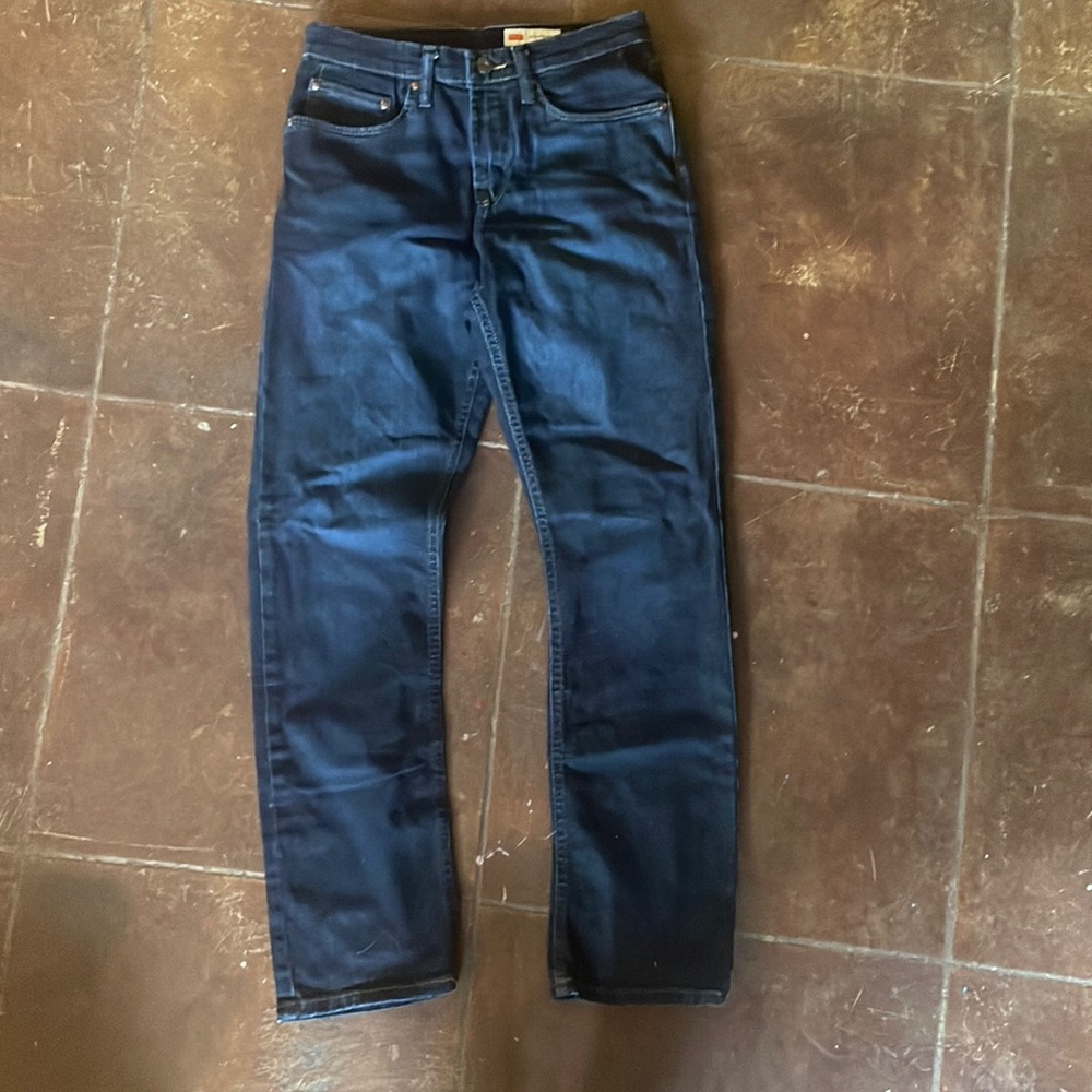 Good quality wrangler men’s Jean never been worn